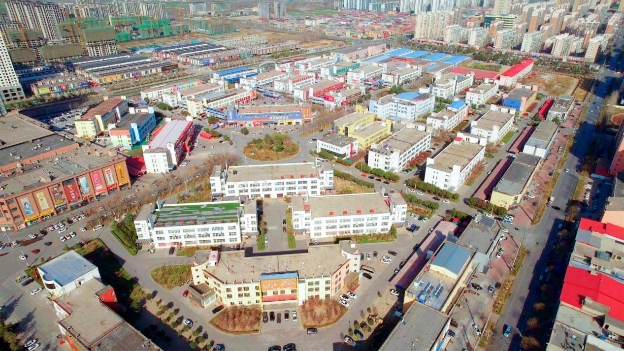 磁县童装商贸城。 武奕成摄